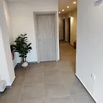 מלון דירות Conmari Luxury נידרי