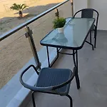 Conmari Luxury מלון דירות 3*