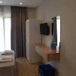 Conmari Luxury Lägenhetshotell Nidhrion