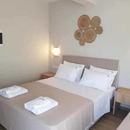 Lägenhetshotell Conmari Luxury Nidhrion