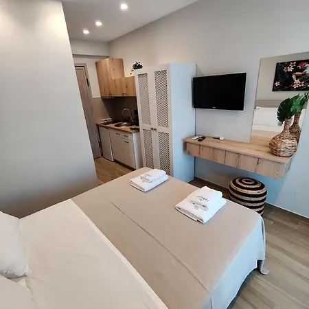 Ξενοδοχείο με διαμερίσματα Conmari Luxury 3*