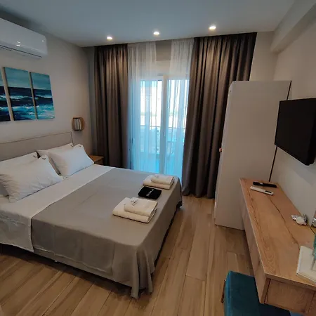 Апарт-отель Conmari Luxury