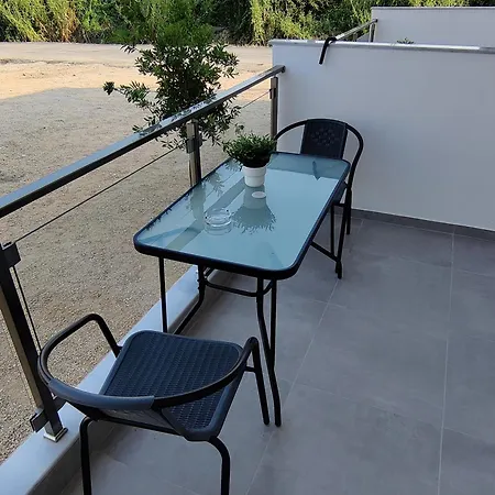 Conmari Luxury Aparthotel Nydri (Lefkada)