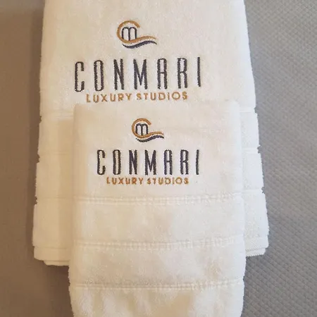 Conmari Luxury Lägenhetshotell Nidhrion