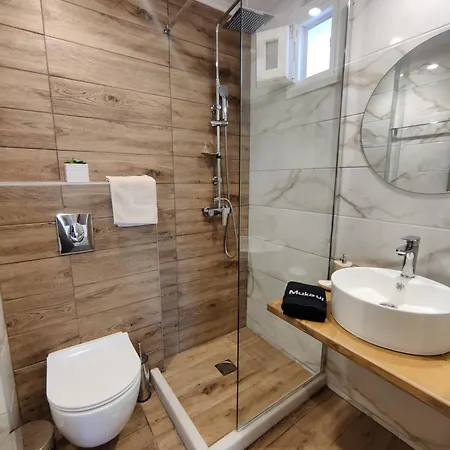 Lägenhetshotell Conmari Luxury 3*