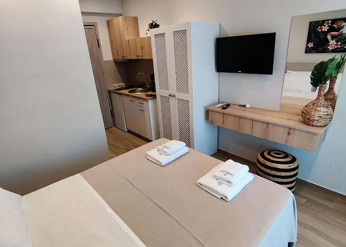 Aparthotel Conmari Luxury 3*