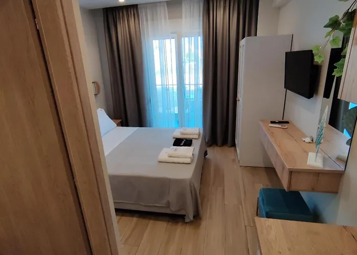 Conmari Luxury Aparthotel Nydri (Lefkada)